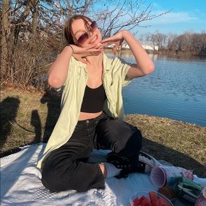 Meet your Posher, Ella